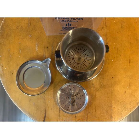 Vietnamese Traditional "Phin" Coffee Brewer (5587) - Picture 8 of 9